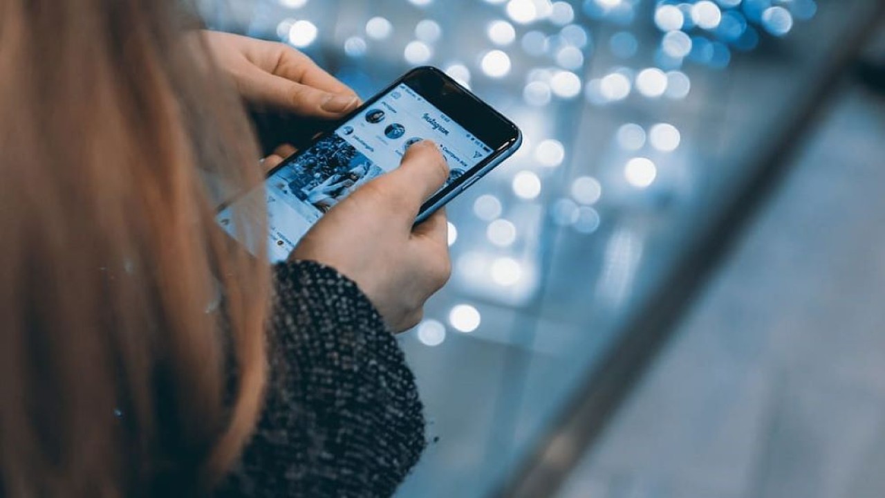 Penelitian menemukan adanya hubungan antara penggunaan smartphone yang berlebihan dan kesehatan mental yang buruk. (Foto: Pxfuel)