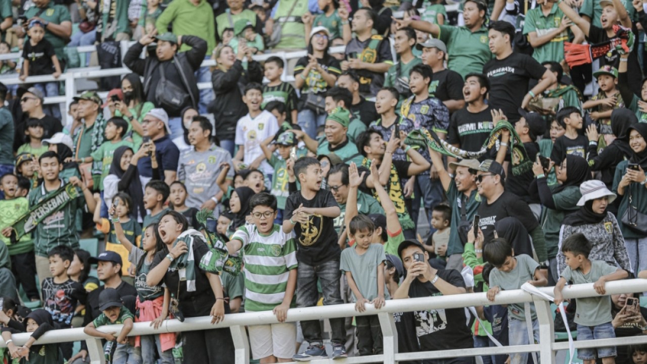 Suporter Persebaya, Bonek Mania