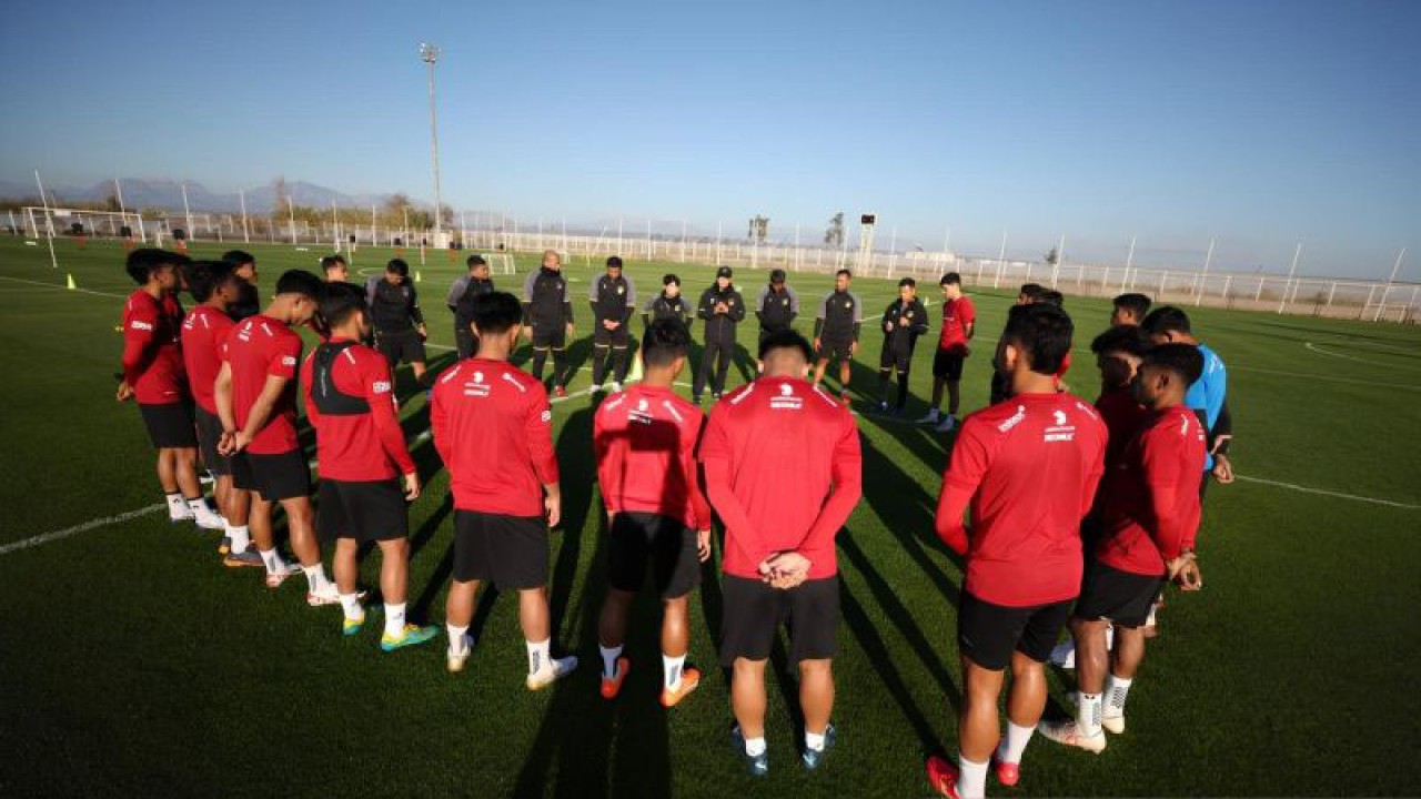 Timnas Indonesia ketika menjalani pemusatan latihan (TC) di Antalya, Turki untuk Piala Asia 2023 pada 12 Januari sampai 10 Februari 2024 mendatang. (ANTARA/Ho/PSSI)