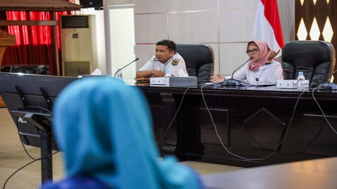 Sosialisasi Peraturan Wali Kota Kediri Nomor 40 Tahun 2023 tentang Pedoman Pengembangan dan Pemberdayaan Kelompok Informasi Masyarakat di Kediri, Jawa Timur. ANTARA/ HO-Pemkot Kediri