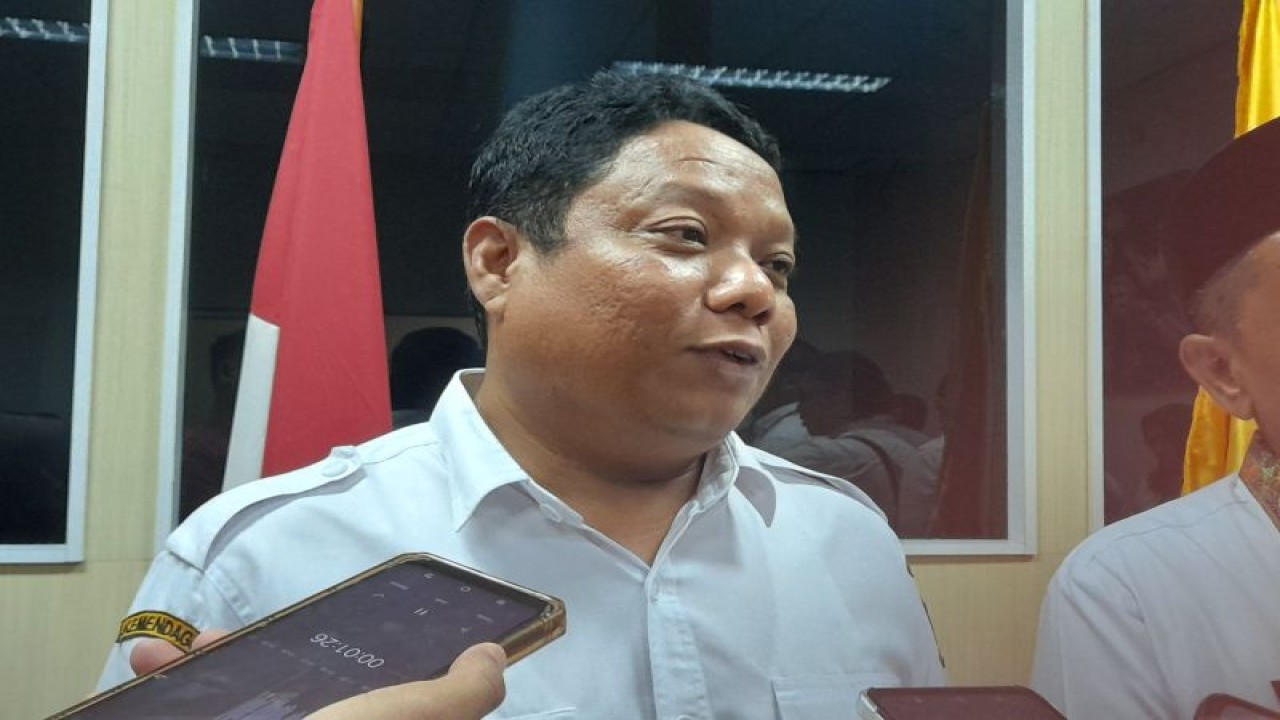 Kepala Dinkes Kota Serang Ahmad Hasanudin, di Serang, Banten, Rabu.  (ANTARA/Desi Purnama Sari)