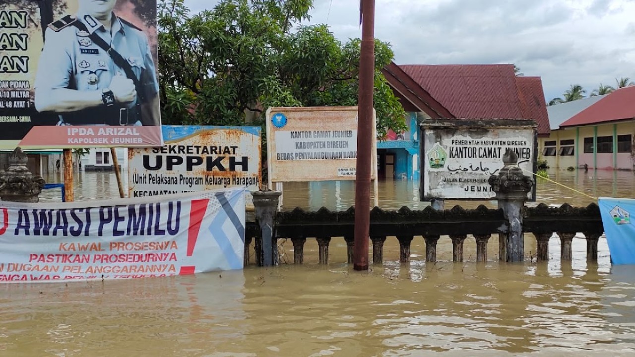 Kabupaten Bireuen, Aceh dilanda banjir/ist