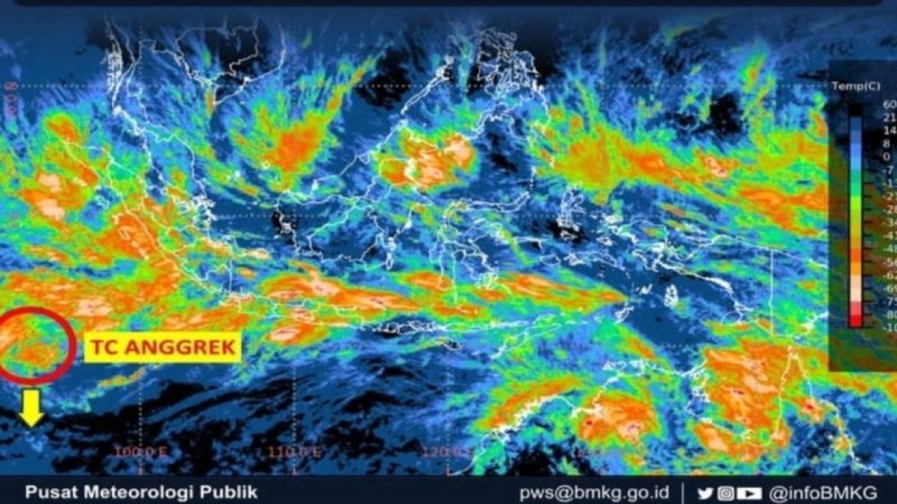 Tangkapan layar Siklon Tropis Anggrek di barat Bengkulu yang dirilis BMKG, Rabu (17/1/2024). (ANTARA/HO-BMKG)