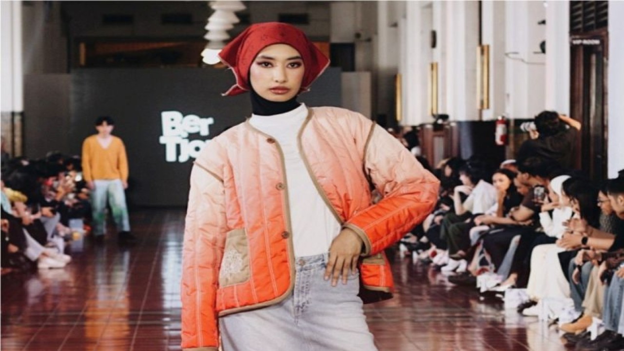 Kegiatan Universitas Indonesia Fashion Week (UIFW). (ANTARA/HO: Humas UI)