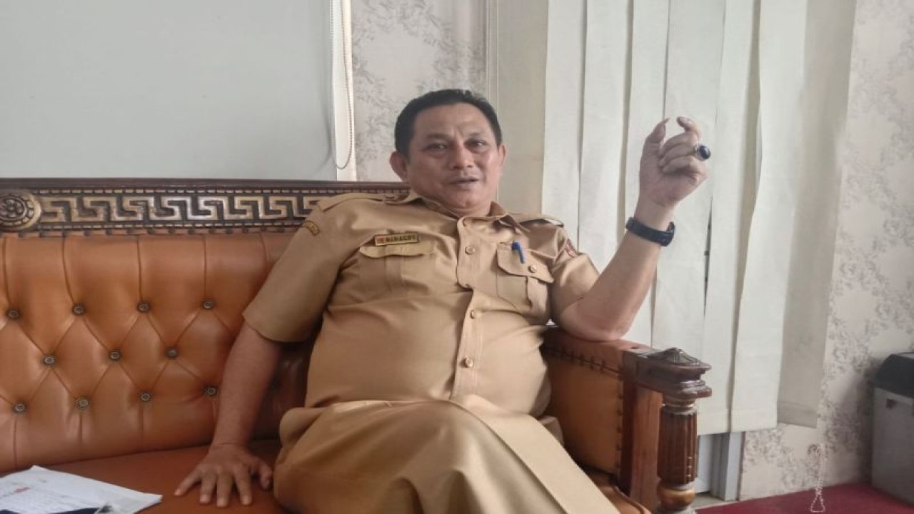 Kepala Dinas Perumahan Rakyat dan Kawasan Pemukiman Agam Rinaldi. ANTARA/Altas Maulana