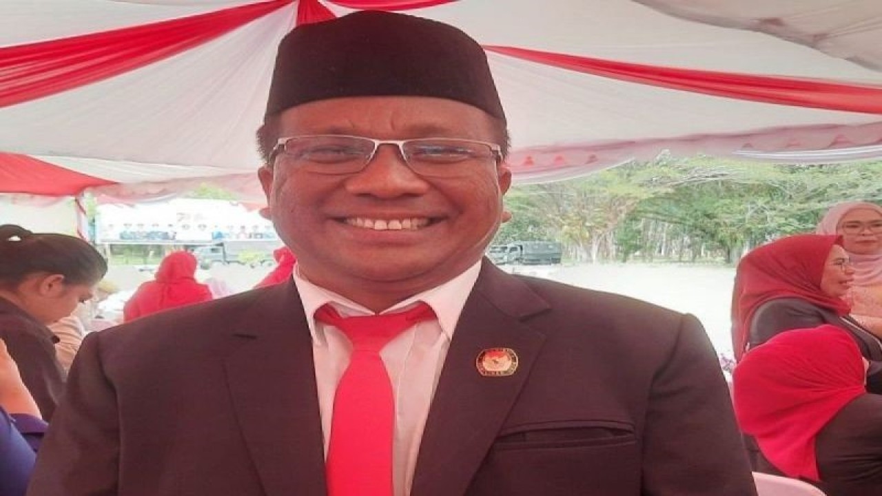 Ketua KPU Provinsi Sultra Asril. ANTARA/Azis Senong.