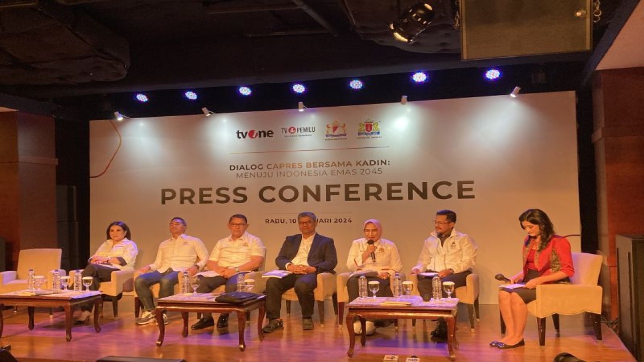 Konferensi pers Dialog Capres Bersama Kadin: Menuju Indonesia Emas 2045 di Jakarta, Rabu (10/1/2024). ANTARA/Imamatul Silfia.