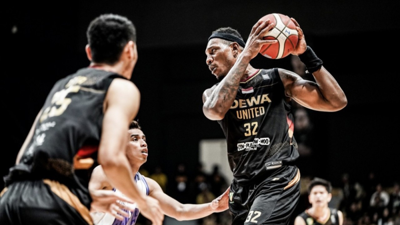 Laga Dewa United vs Tangerang Hawks