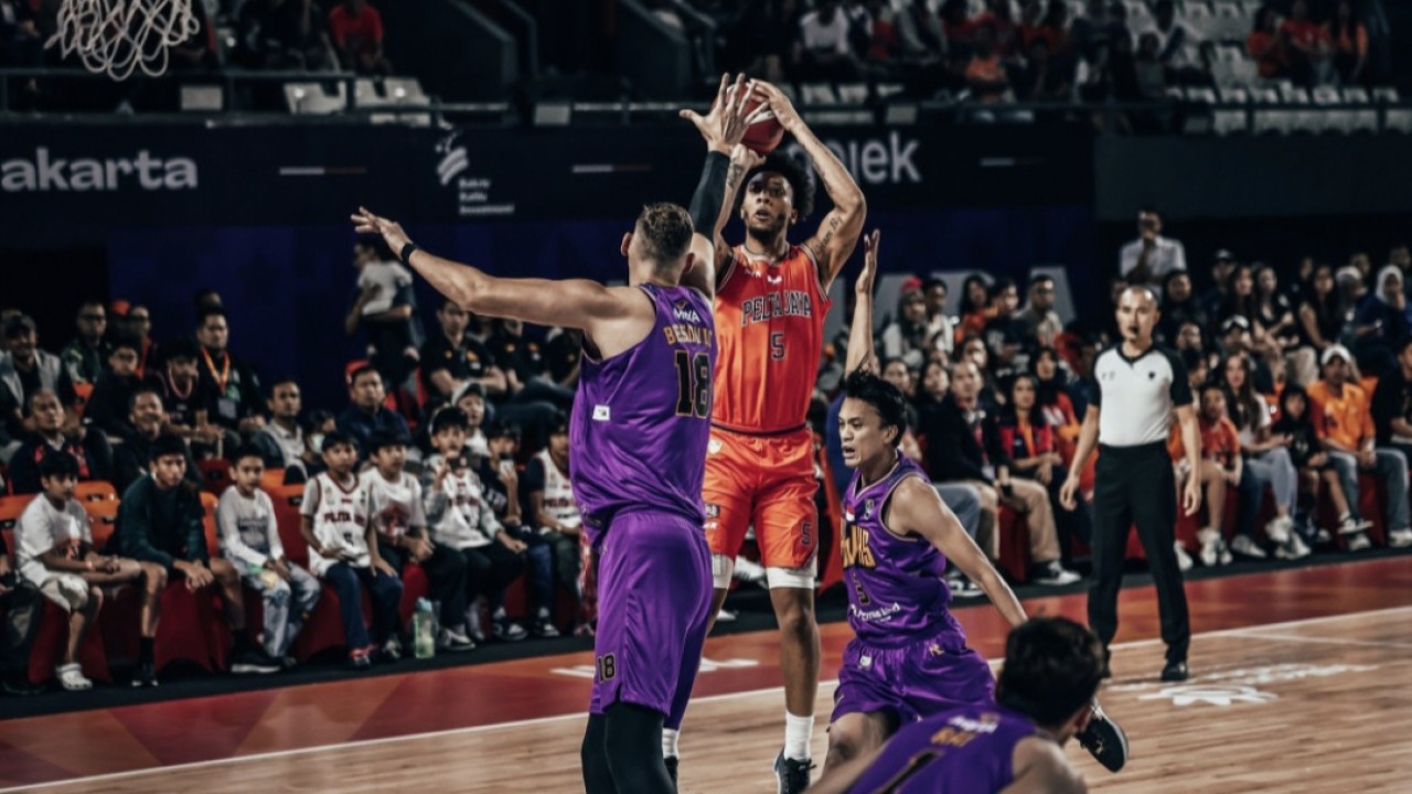 Laga Pelita Jaya vs Tangerang Hawks