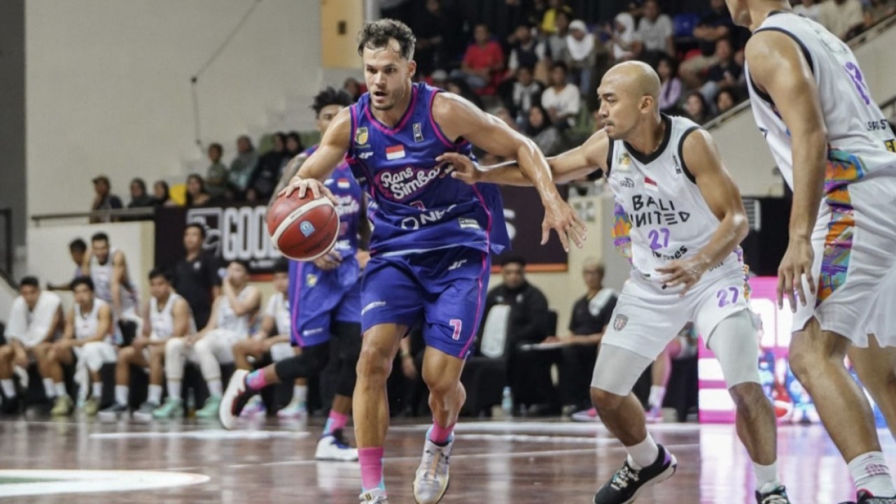 Laga Rans Simba Bogor vs Bali United Basketball