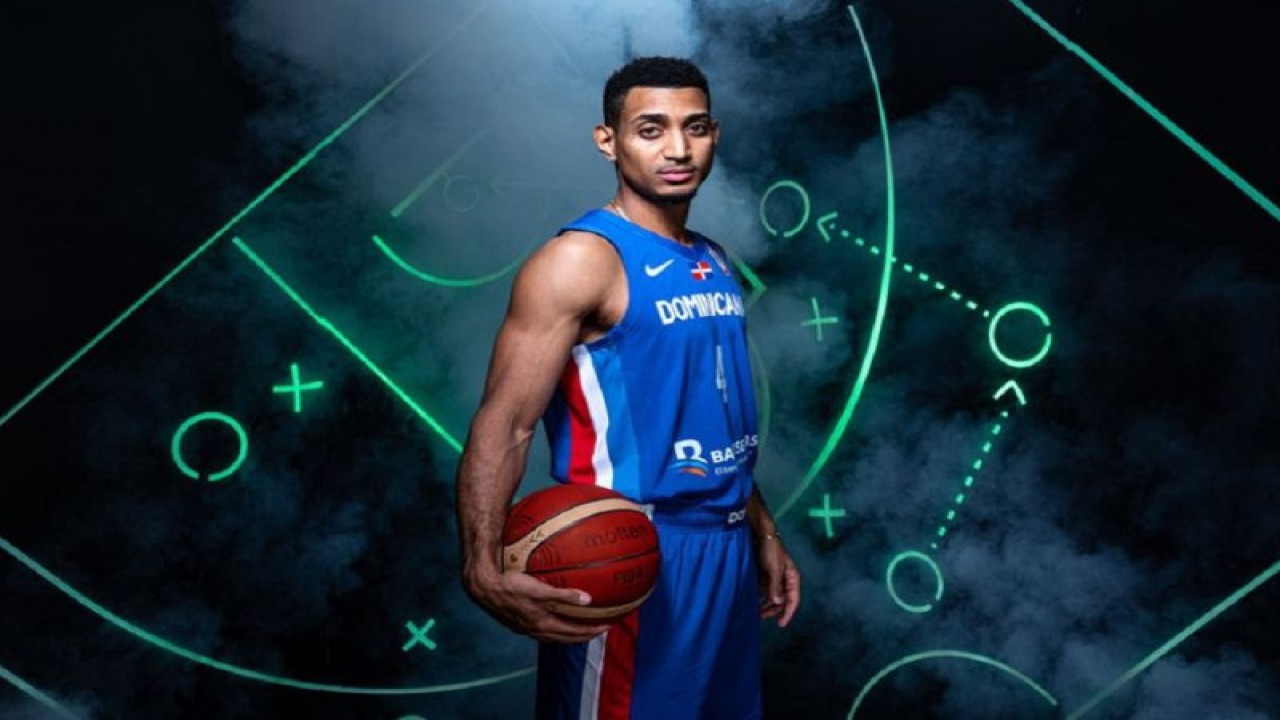 Pemain Timnas Republik Dominika Gelvis Solano menjadi rekrutan terakhir Dewa United Banten sebelum memulai IBL 2024. ANTARA/HO-FIBA