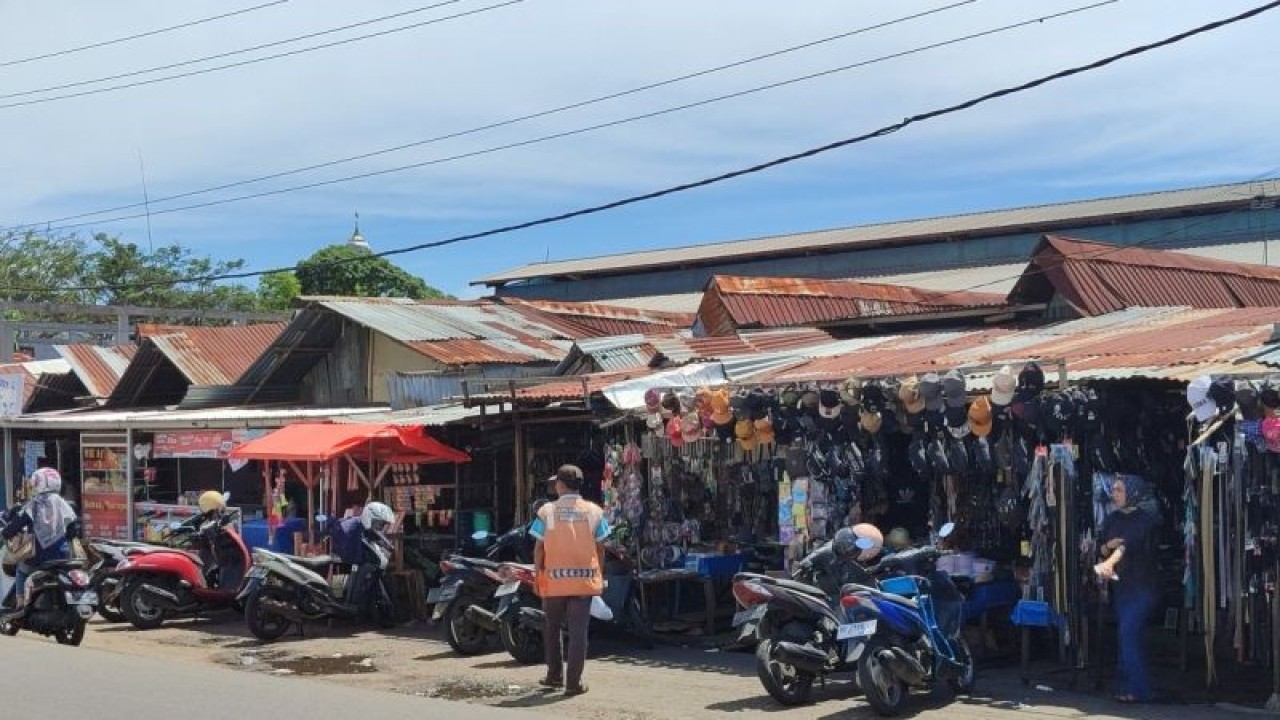 Pemkot Bengkulu targetkan retribusi parkir pada 2024 sebesar Rp12 miliar. ANTARA/Anggi Mayasari