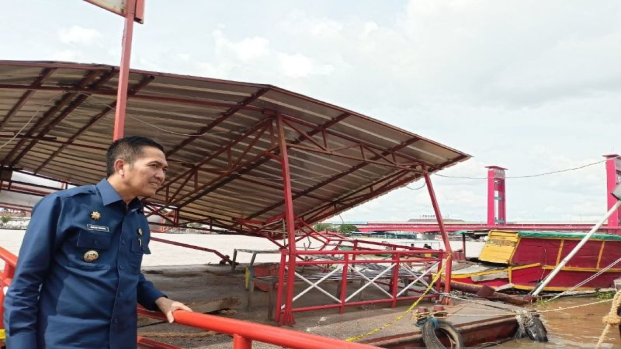 Penjabat Wali Kota Palembang Ratu Dewa (ANTARA/M Imam Pramana)