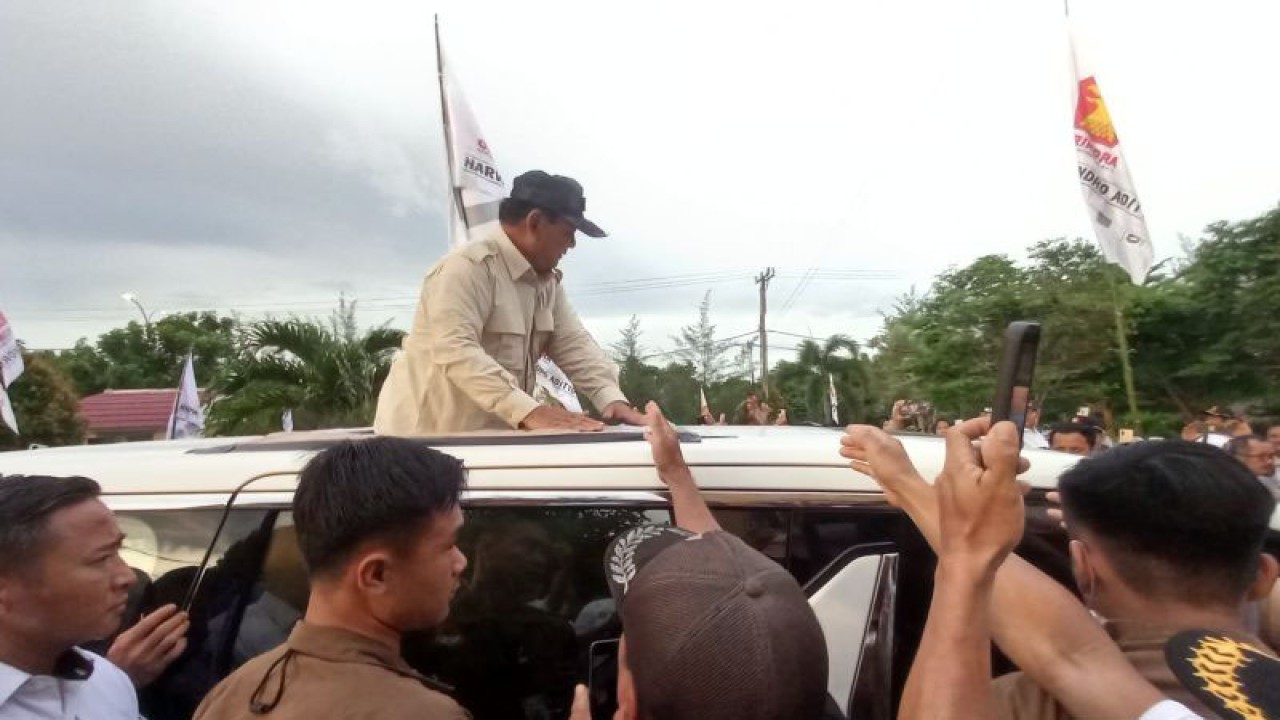 Ribuan simpatisan sangat antusias menyambut Capres Nomor Urut 2 Prabowo Subianto di Gor Subianto Pangkalpinang, Kamis sore (11/1/2024) (ANTARA/HO-Aprionis)