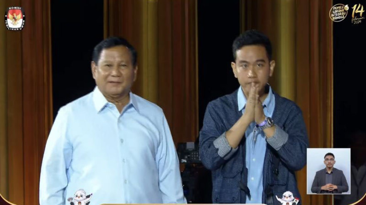 Tangkapan layar Capres dan Cawapres Nomor Urut Dua Prabowo Subianto dan Gibran Rakabuming Raka dalam debat ketiga Capres yang dilangsungkan di Istora Senayan, Jakarta Pusat, Minggu (7/1/2024) malam. ANTARA/Livia Kristianti