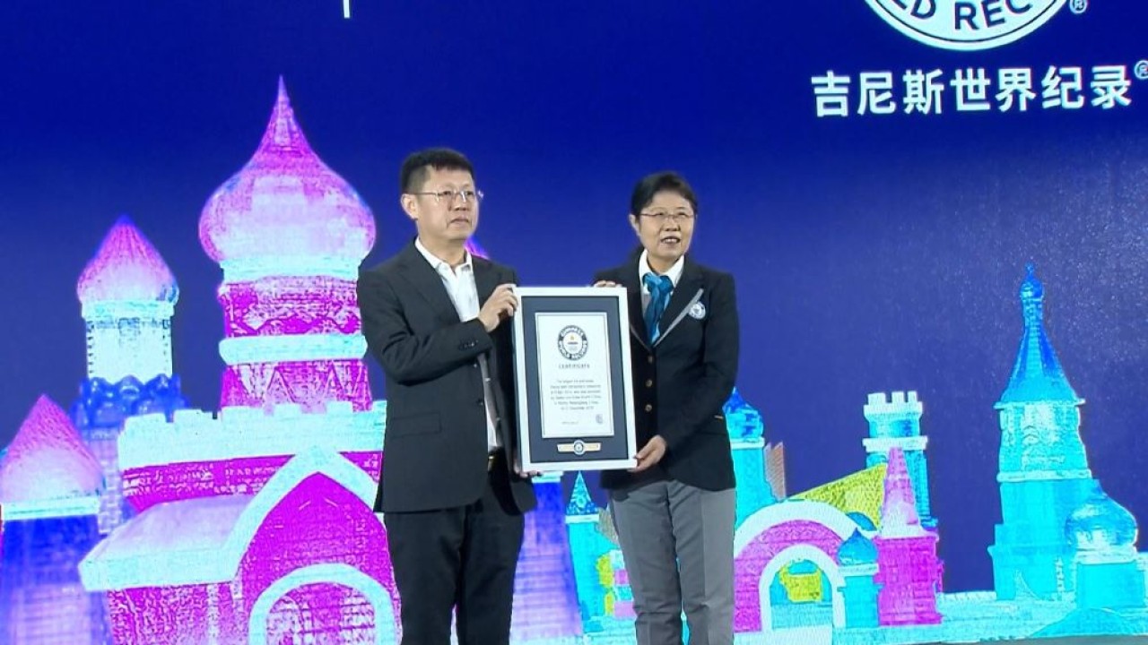 Dunia es dan salju di Harbin China memecahkan rekor guinness. (Istimewa)