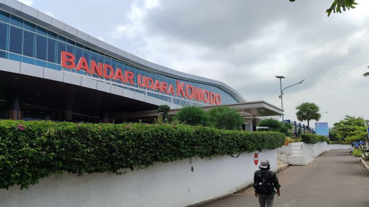 Suasana area Bandara Komodo Labuan Bajo, Nusa Tenggara Timur (NTT). ANTARA/HO-Gecio Viana