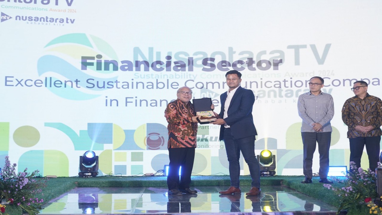 Presiden Direktur Nusantara TV bersama perwakilan dari BRI