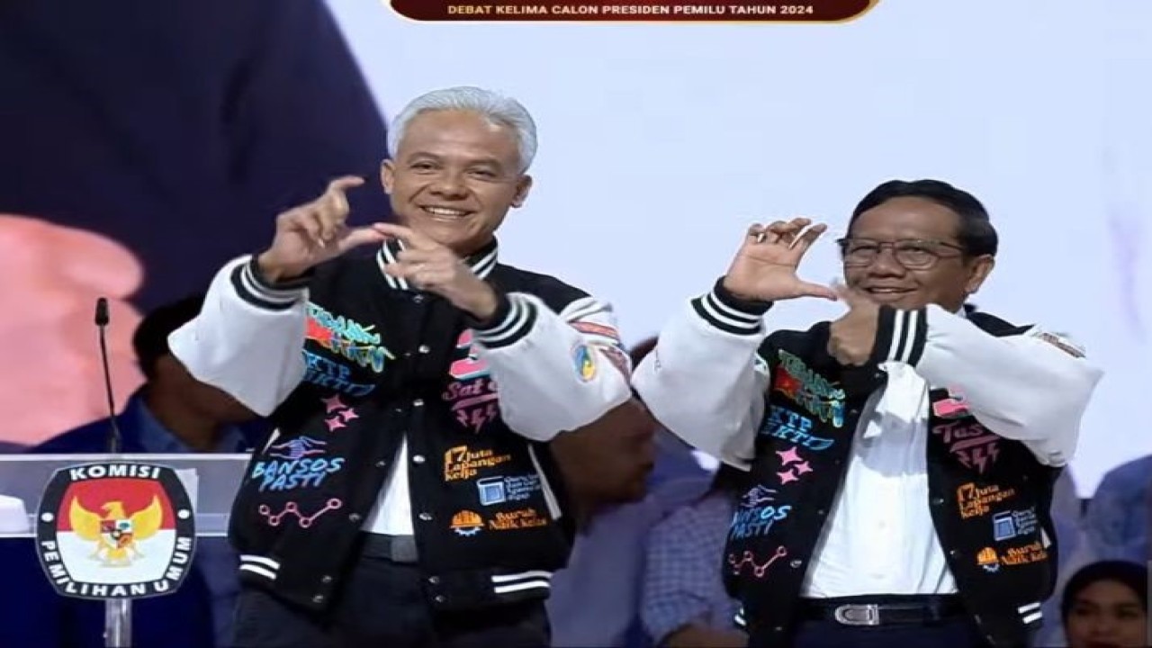 Tangkapan layar - Pasamgan Calon Presiden dan Wakil Presiden Ganjar Pranowo dan Mahfud Md. di Balai Sidang JCC Senayan, Jakarta, Minggu (4/2/2024). ANTARA/Narda Margaretha Sinambela