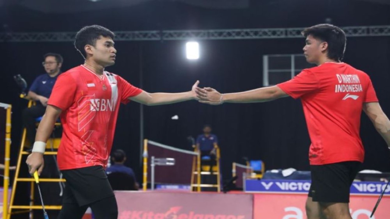 Duat Leo Rolly Carnando/Daniel Marthin gagal menyumbangkan poin bagi Indonesia saat menghadapi Korsel pada laga Grup D Kejuaraan Bulu Tangkis Beregu Asia 2024, di Selangor, Malaysia, Kamis (15/2/2024). (Humas PBSI)