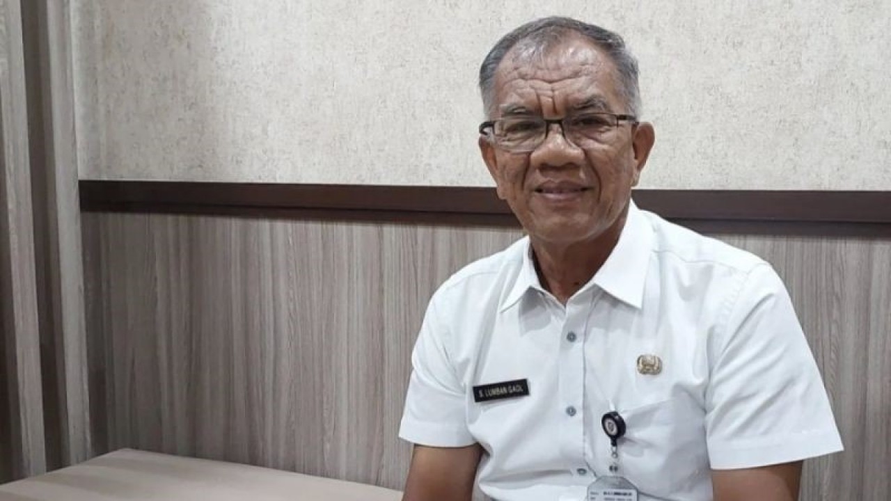 Kepala Badan Kesbangpol Kotim Sanggul Lumban Gaol. ANTARA/Norjani