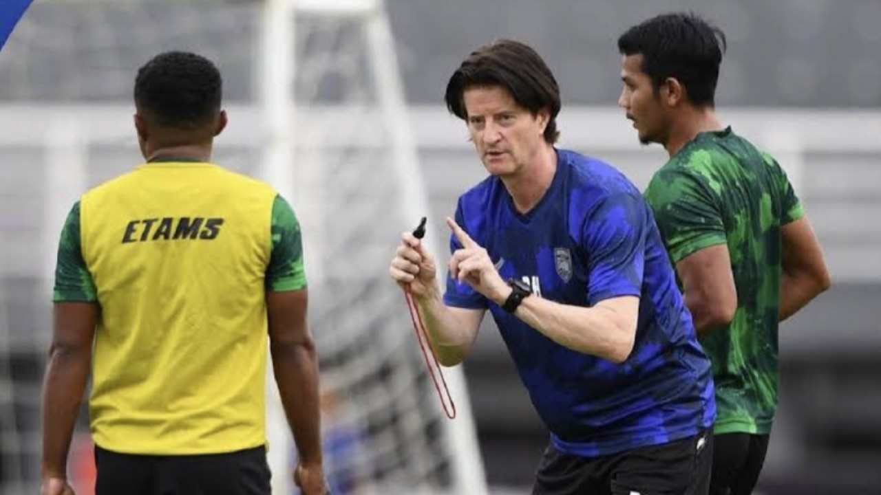 Pelatih Borneo FC, Pieter Huistra