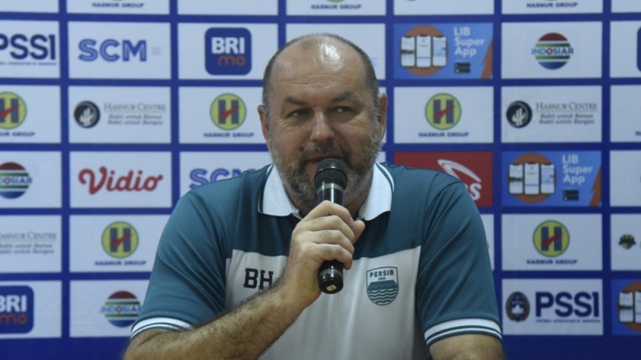 Pelatih Persib Bandung, Bojan Hodak