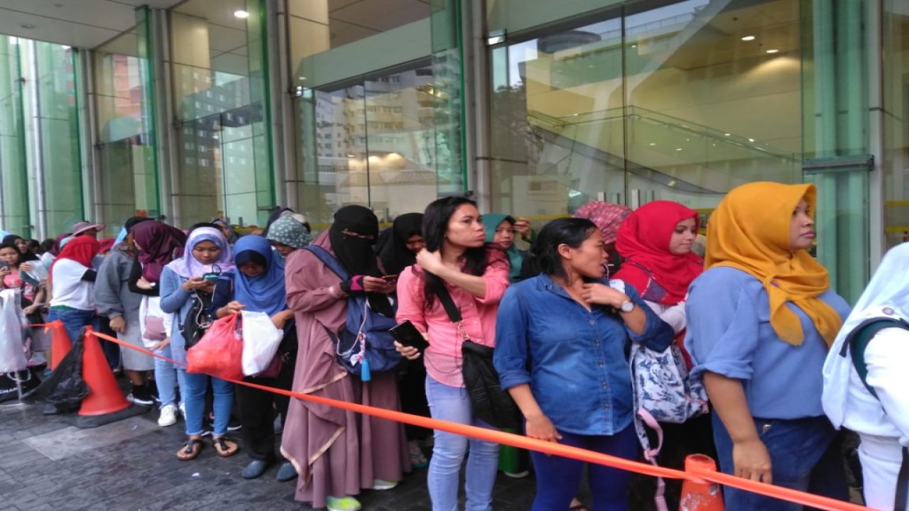 WNI di Hong Kong antre untuk melakukan pencoblosan dalam Pemilu 2024/ist