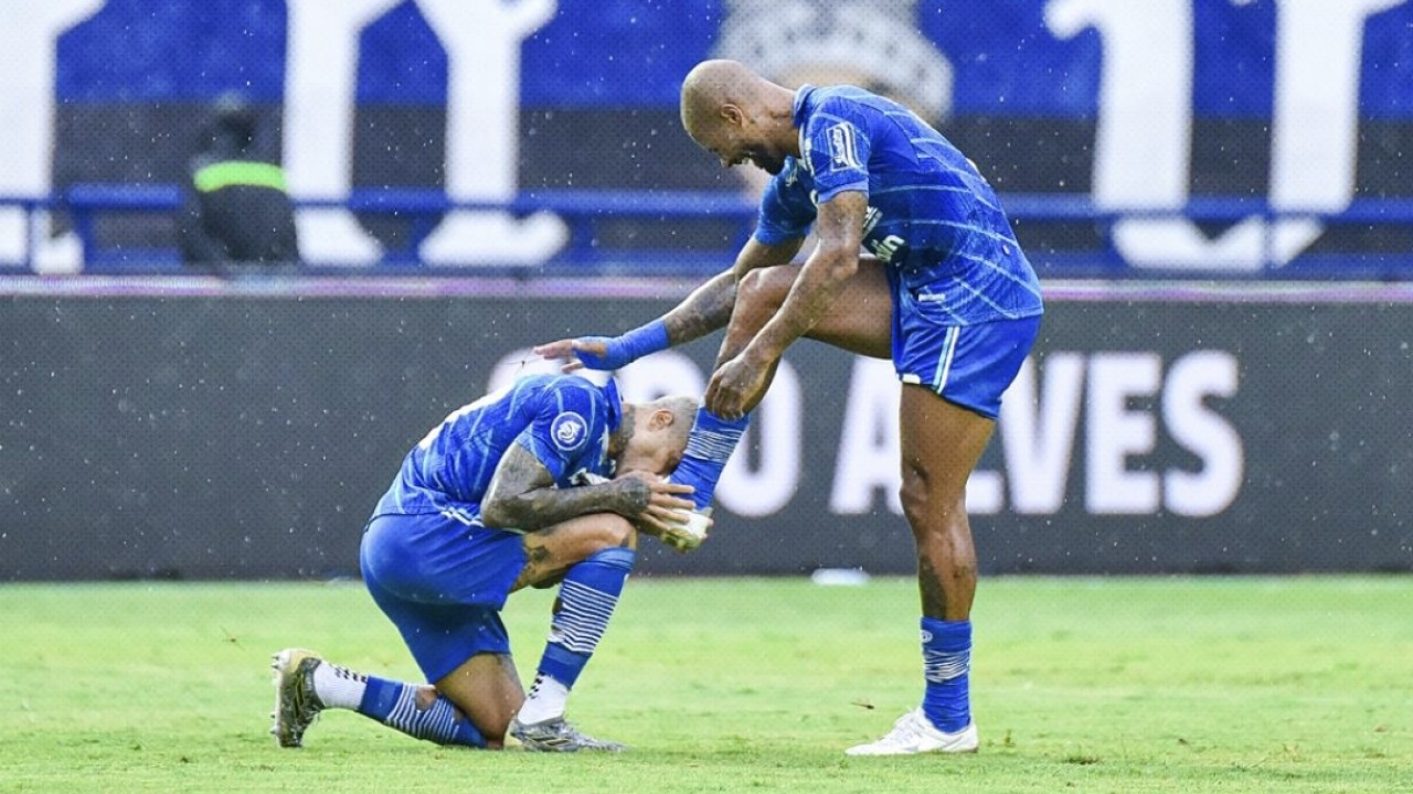 Striker Persib Bandung Ciro Alves bersama David da Silva