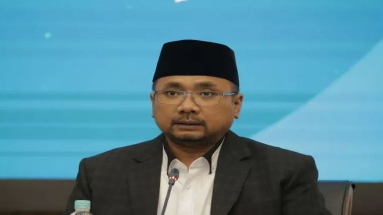 Menteri Agama Yaqut Cholil Qoumas menjelaskan, perjalanan umrah berbeda dengan perjalanan wisata lainnya. (Foto: Istimewa)