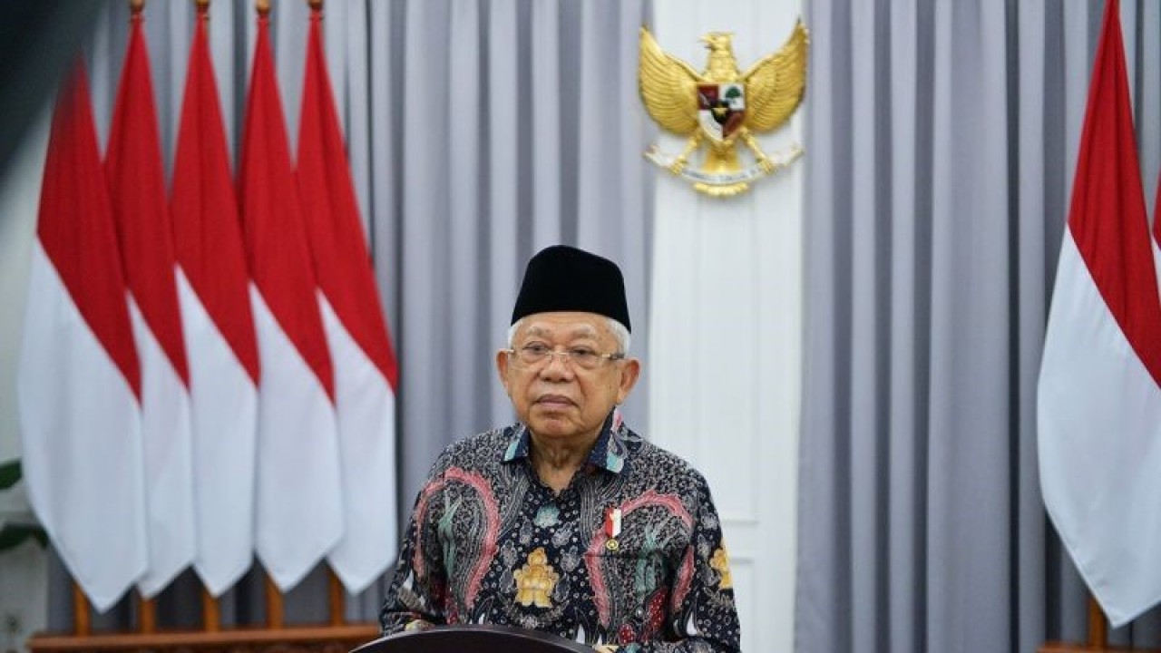 Wakil Presiden Ma'ruf Amin memberikan sambutan secara daring pada acara Perayaan Nasional Tahun Baru Imlek 2575 Kongzili, di Jakarta, Senin (12/2/2024). ANTARA/HO-BPMI Setwapres/am.
