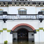 Banjir merendam Stasiun Tawang Semarang, Kamis. (ANTARA/I.C. Senjaya)-1710388866