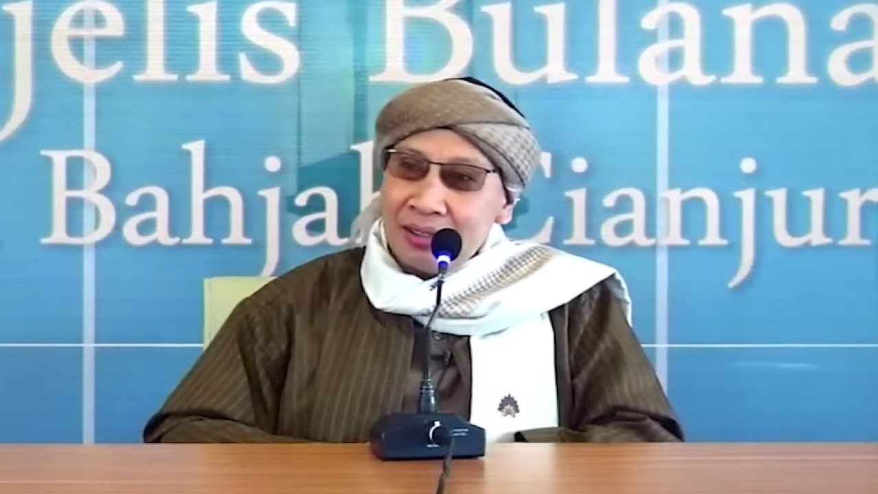 Buya Yahya (YouTube Al-bahjah tv