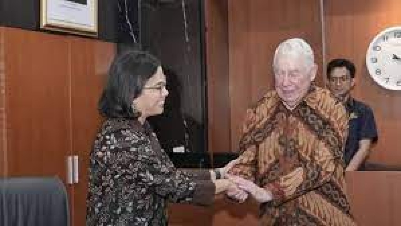 Chairman & CEO Freeport McMoran Richard C Adkerson menemui Menteri Keuangan Sri Mulyani di kantornya, Rabu (27/3/2024)/ist