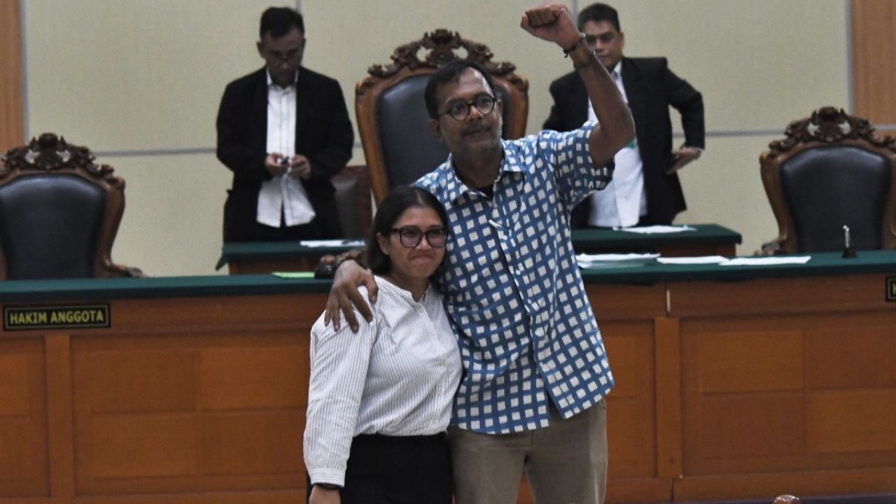 Haris Azhar dan Fatia Maulidiyanti. (Antara)