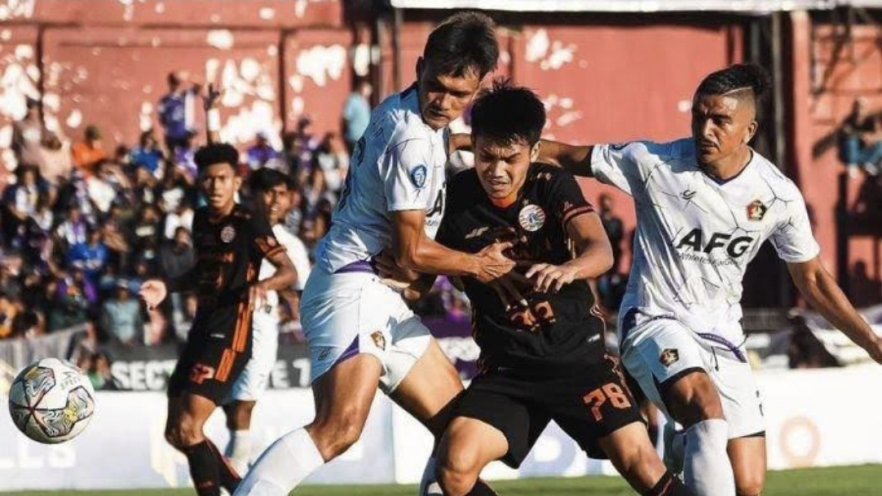 Laga Persija vs Persik di Liga 1