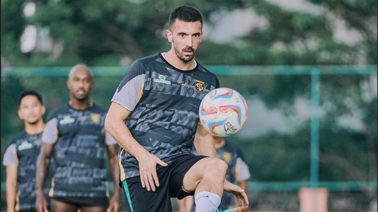 Latihan skuad Persebaya Surabaya