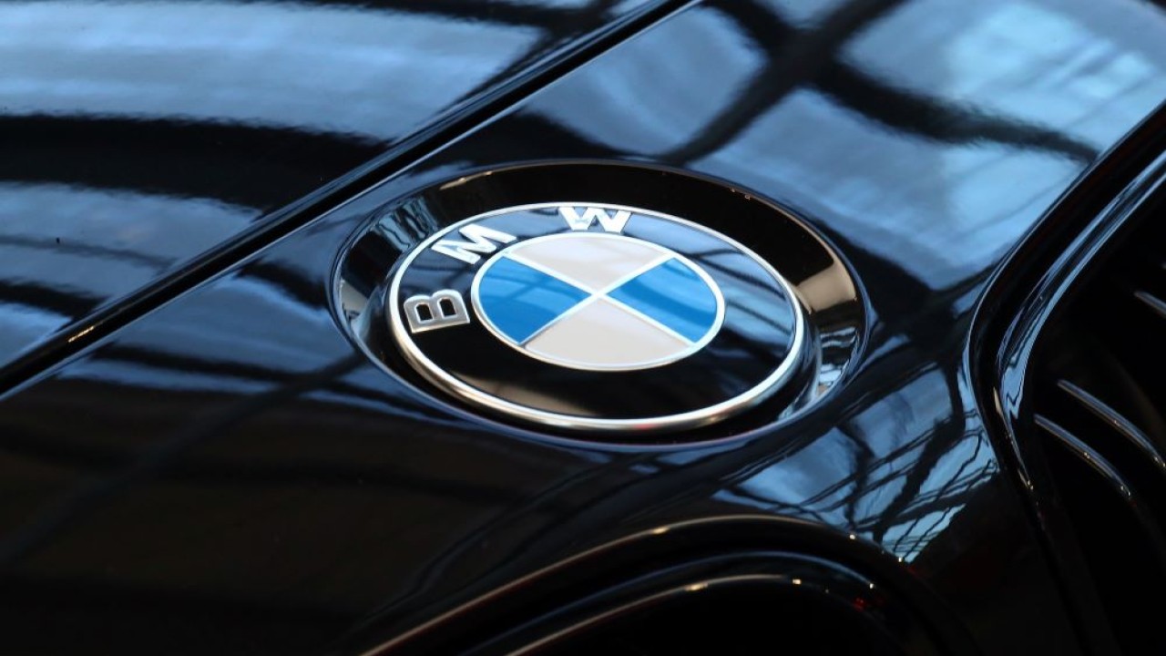 Ilustrasi. BMW menjadi merek mobil impor teratas dalam hal penjualan pada Februari 2024. (Foto: Reuters)