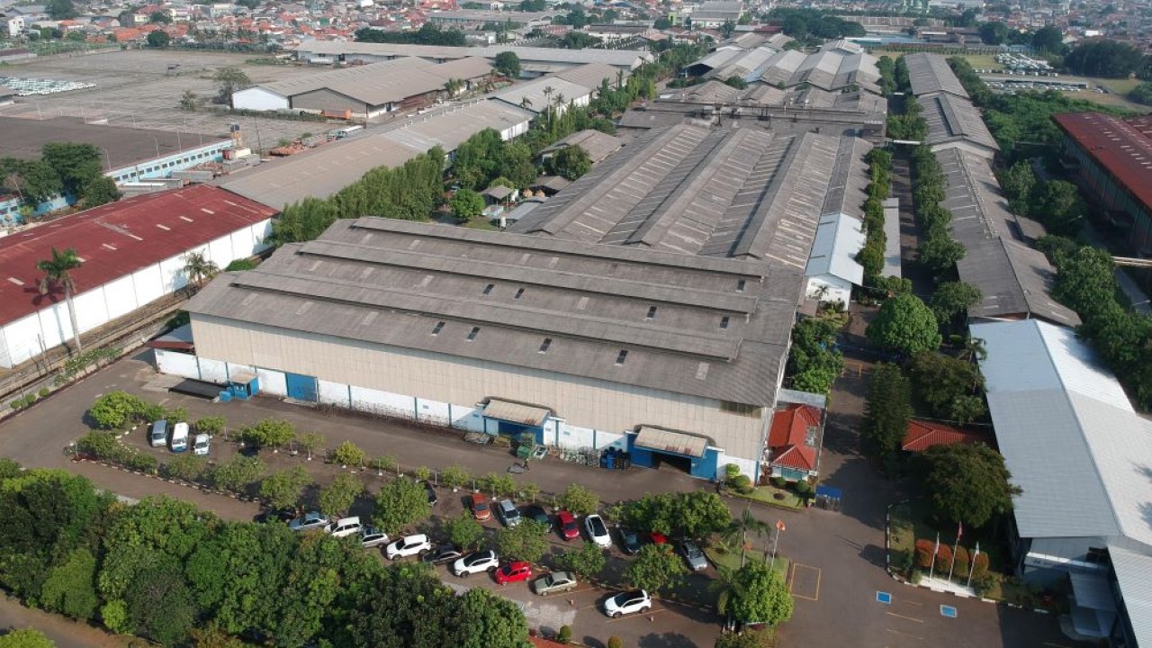 Pabrik PT Handal Indonesia Motor (HIM) di Bekasi, Jawa Barat, menjadi tempat perakitan mobil listri NETA V. (Foto: Istimewa/NETA)