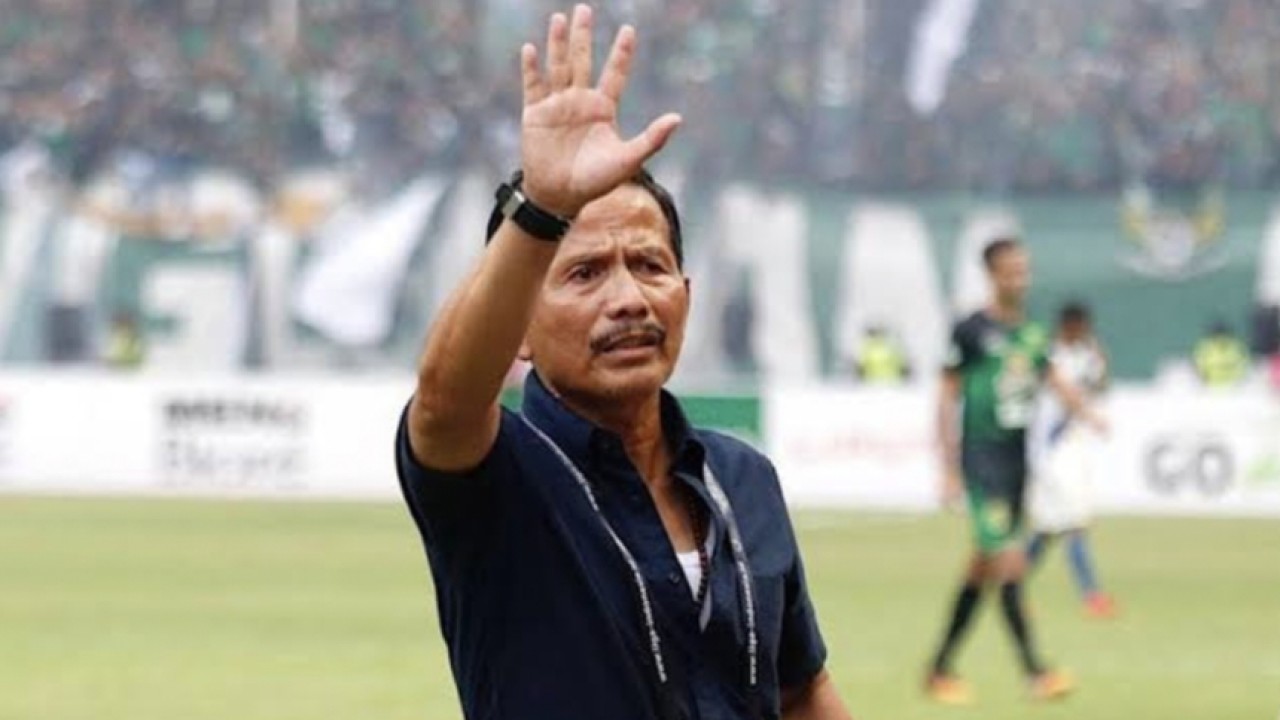 Pelatih Persikabo 1973, Djadjang Nurdjaman