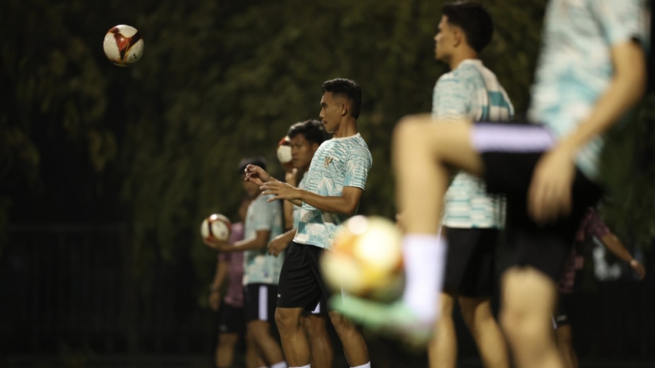Pemain Timnas Indonesia latihan jelang hadapi Vietnam