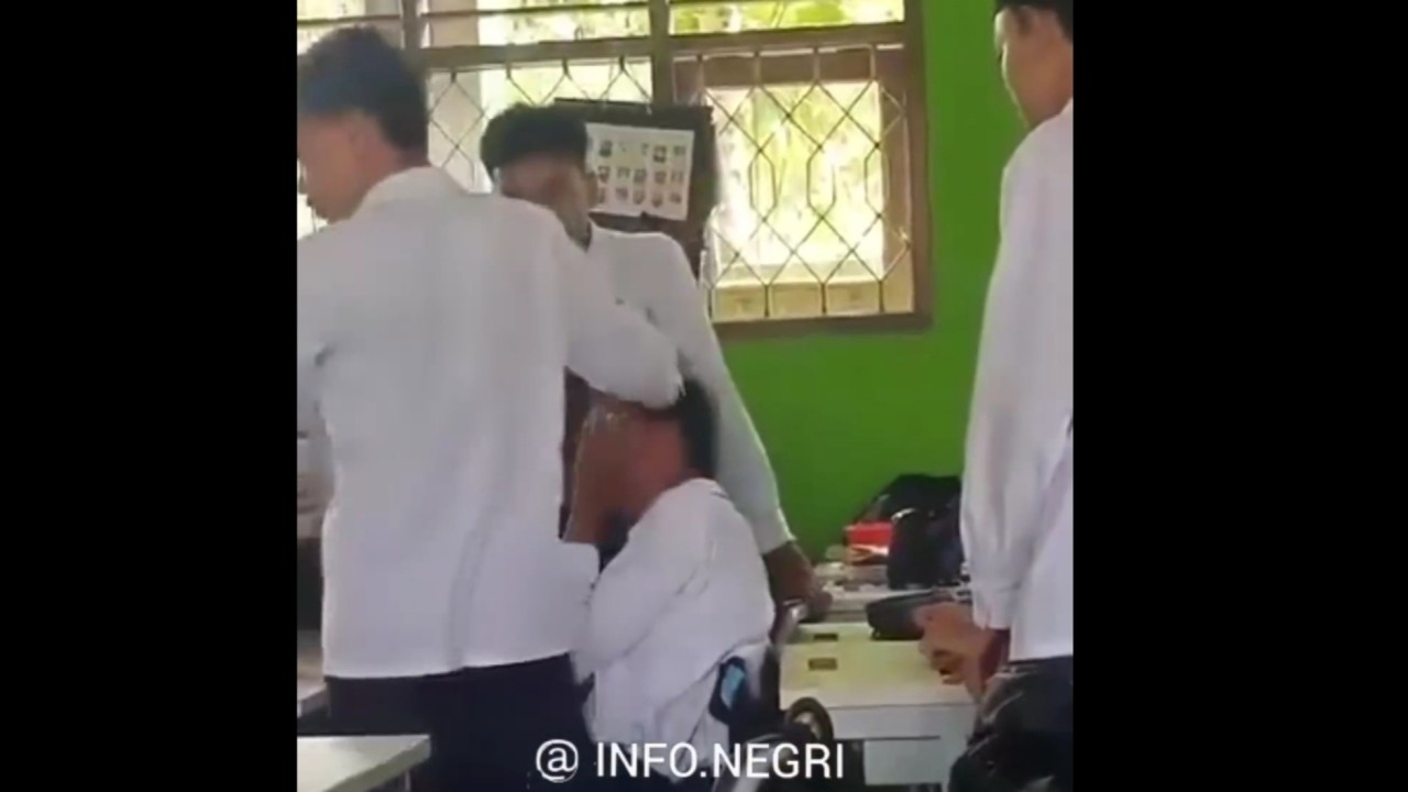 Tangkapan layar video penganiayaan siswa SMP Balikpapan. (Instagram)