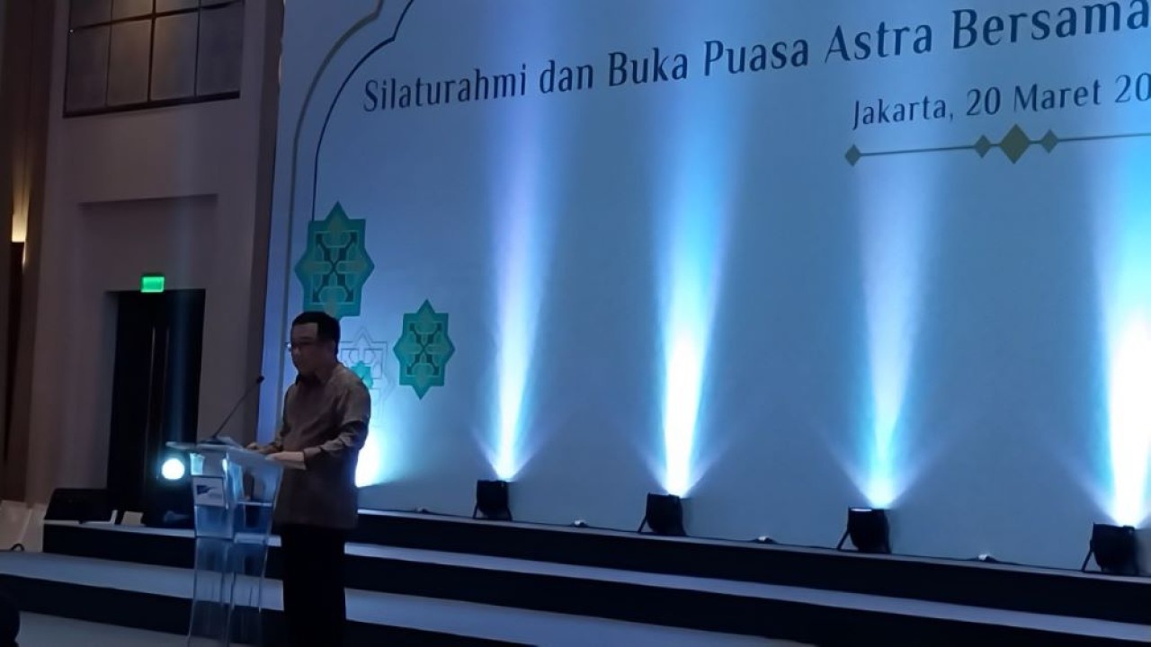 Presiden Direktur Astra International Djony Bunarto Tjondro saat menggelar silaturahmi dan buka puasa bersama Pemimpin Redaksi (Pemred) media di salah satu hotel di Jakarta, Rabu (20/3/2024).