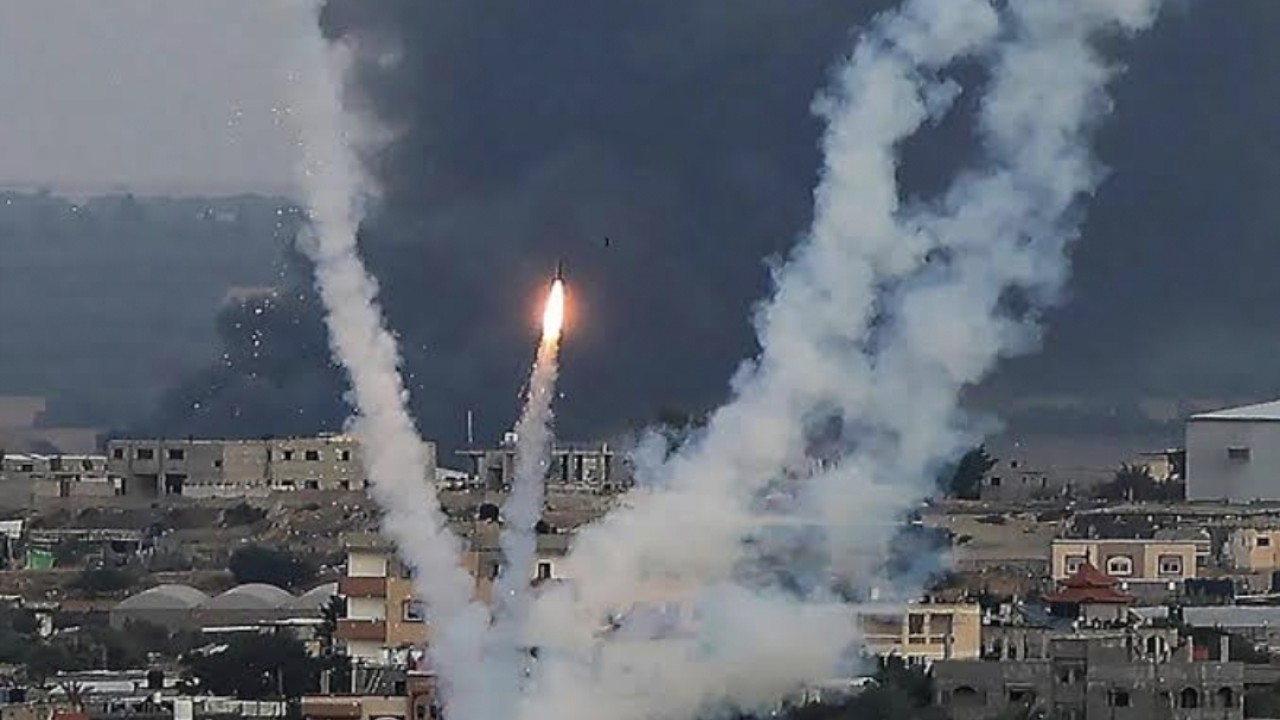 Roket Hizbullah tembus Iron Dome Israel