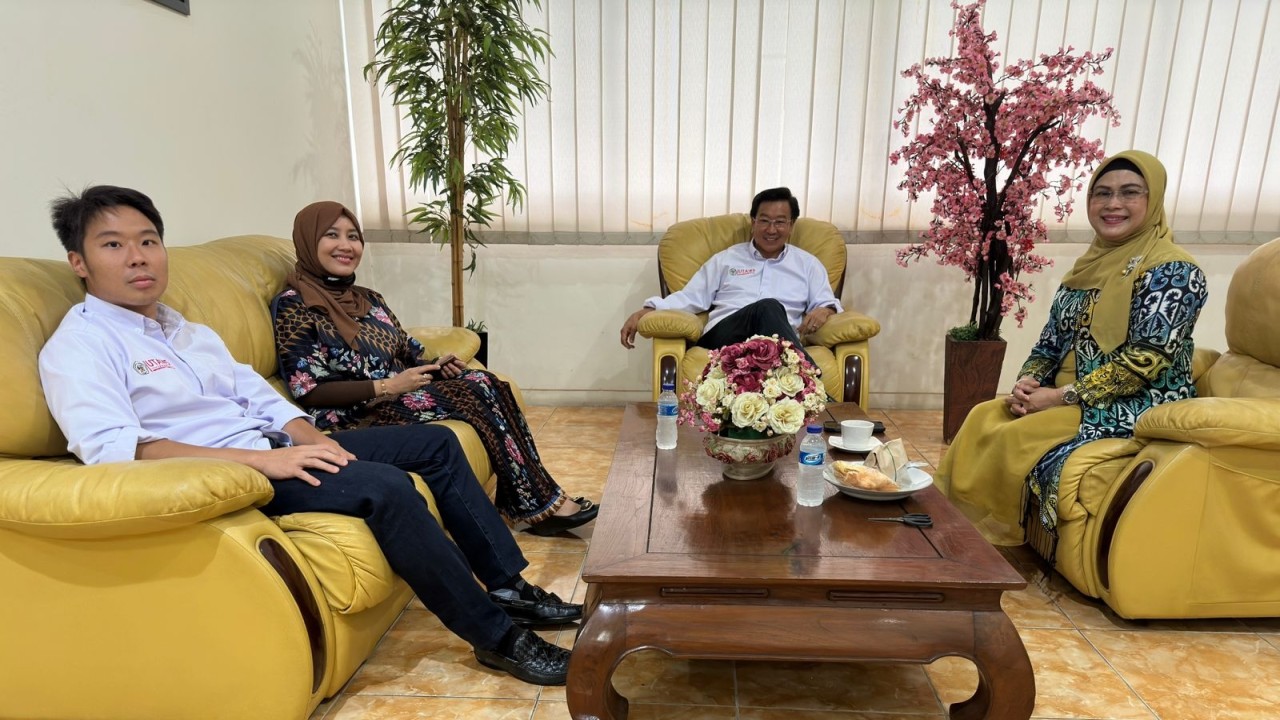 Rudyono Darsono saat bertemu putri Wapres Ma'ruf Amin, Siti Nur Azizah.