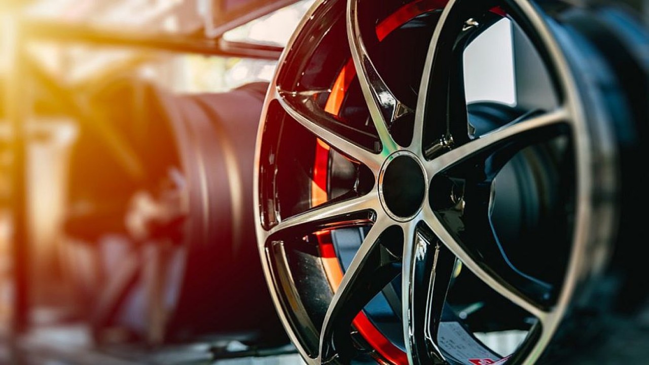 Ilustrasi. Velg memiliki peran dalam stabilitas kendaraan. (Foto: Dubizzle)