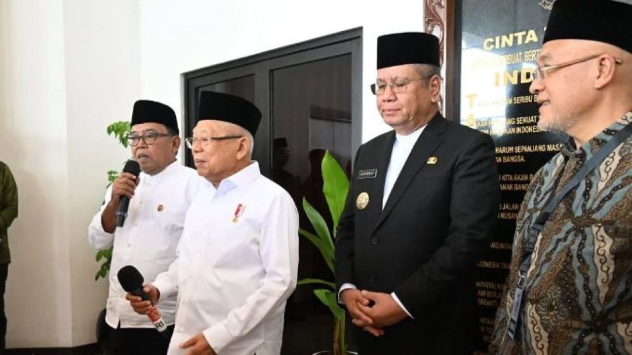 Waki Presiden KH Ma'ruf Amin meminta para pengusaha segera memberikan hak para pekerja terkait THR. (Foto: BPMI Setwapres)