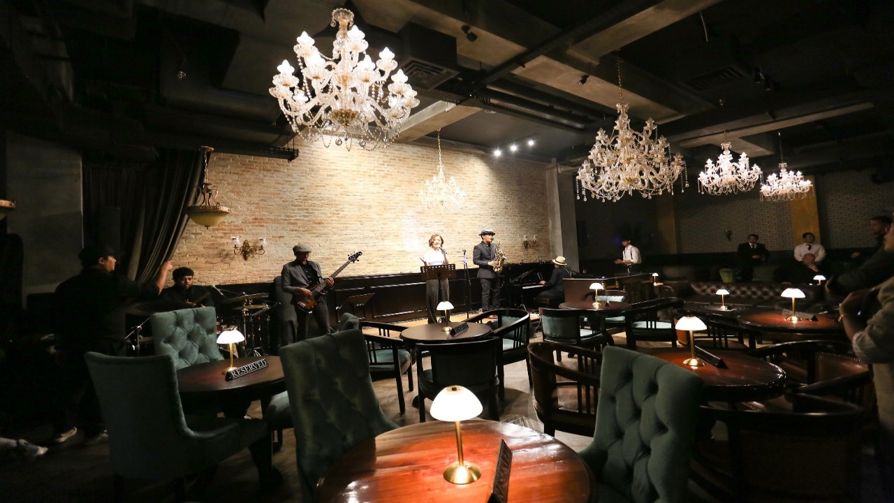1920 lounge Kemang