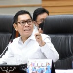 Adies Kadir-1711953095