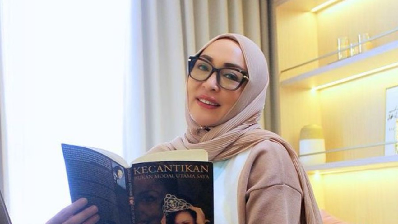 Angelina Sondakh (Instagram)